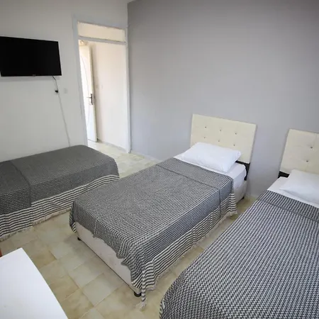 Avsa Guenes Apartahotel *